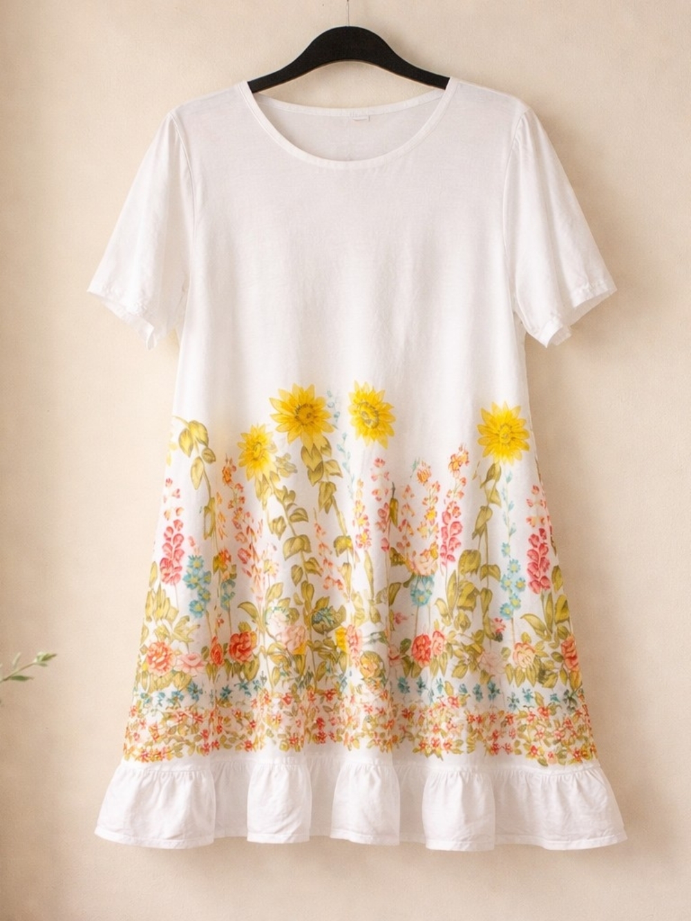 VTG White Floral Embroidered Button-Front Nightgown with Yellow Sunflower Print - Picture 3 of 9